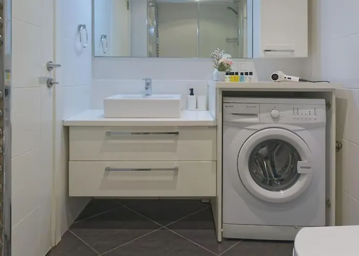 Elysium By Azad Homes Hotel *